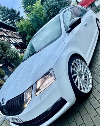 Skoda Octavia cena 20000 przebieg: 199000, rok produkcji 2017 z Bogatynia małe 121